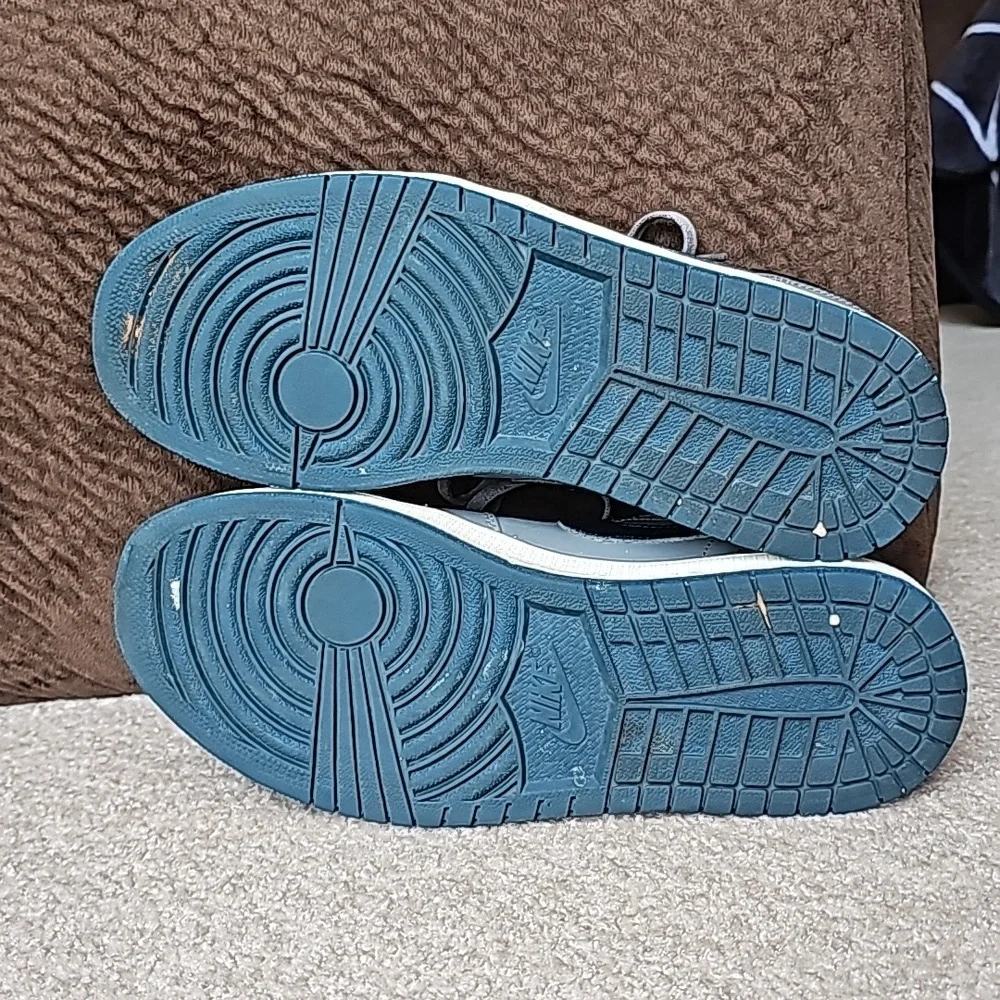 Air Jordan 1 Retro Low 'Cool Grey' 553558-018 mens sz 9.5 - Picture 6 of 6